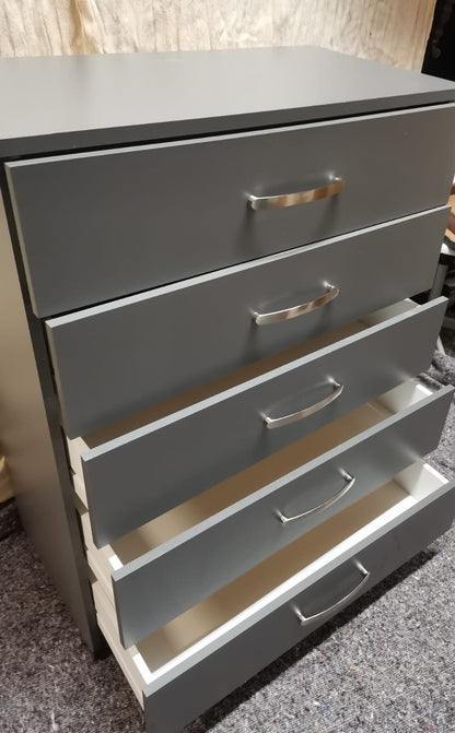 WW Chest of draws white or grey